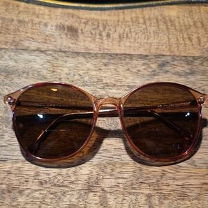 Round Tortoiseshell Sunglasses with Brown Lenses